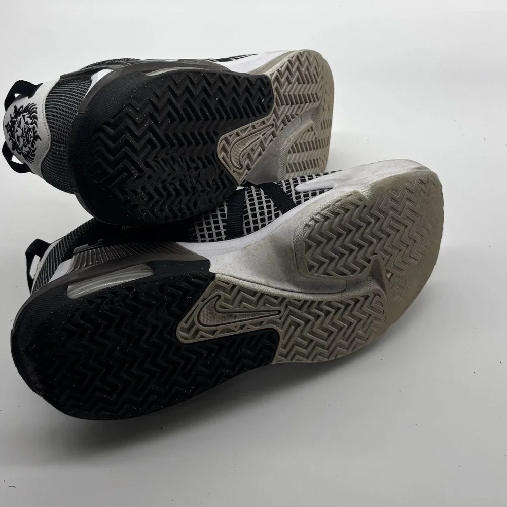 Nike LeBron Witness 7 Basketball Shoes Black White Mens 8.5